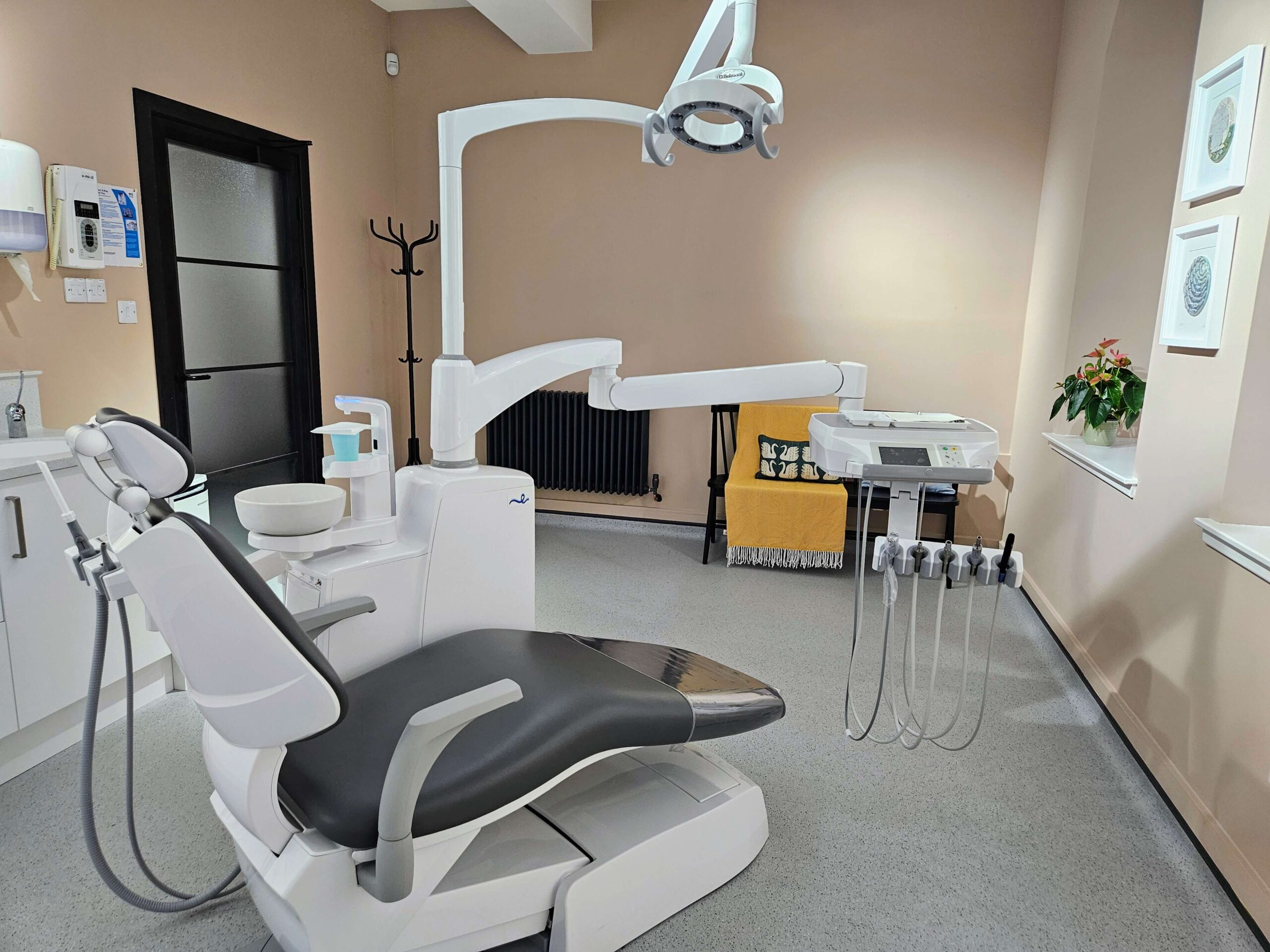 Sciennes Dental Care dental treatment room